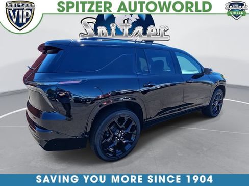 Used 2024 Chevrolet Traverse RS AWD/4WD image 1