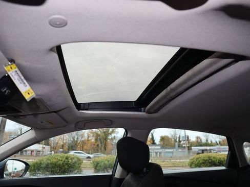 Used 2023 Honda Accord EX image 18