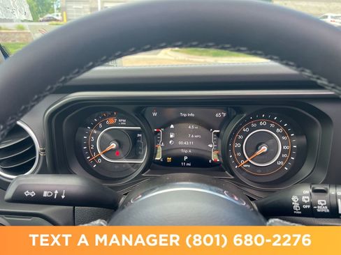 New 2026 Jeep Wrangler Unlimited Sahara AWD/4WD image 15