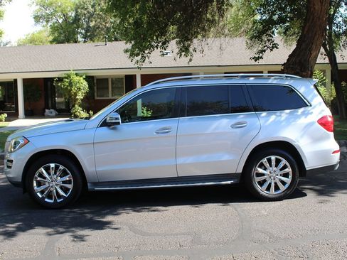 Used 2013 Mercedes-Benz GL 450 4MATIC image 2