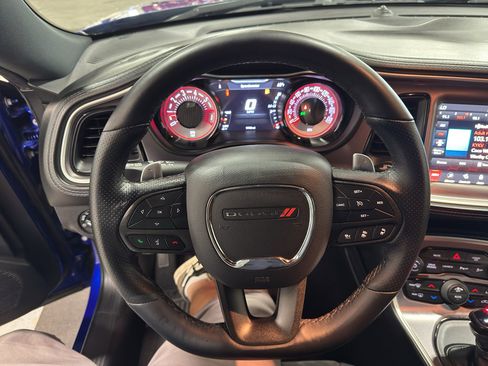 Used 2022 Dodge Challenger R/T Scat Pack RWD image 15