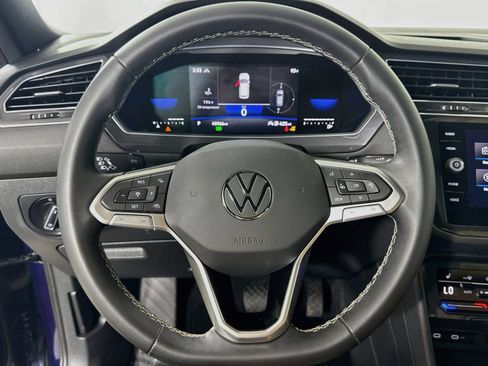 Certified 2022 Volkswagen Tiguan SE AWD/4WD image 14