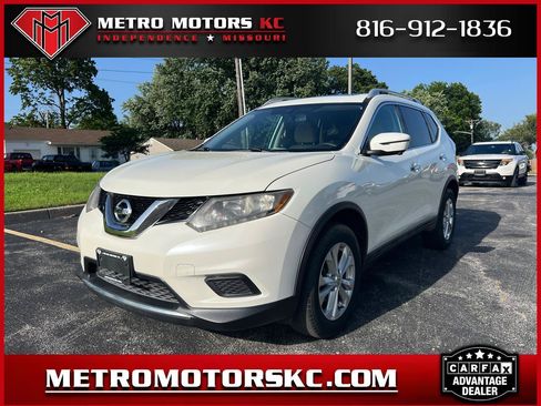 Used 2016 Nissan Rogue SV w/ SV Premium Package AWD/4WD image 1