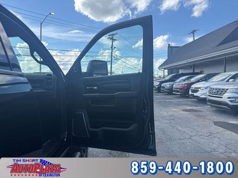 Used 2023 RAM 2500 4x4 Crew Cab image 41