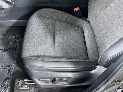 Used 2023 Toyota Crown w/ Carpet Mat Package (TMS) AWD/4WD image 23