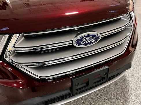 Used 2017 Ford Edge Titanium image 33