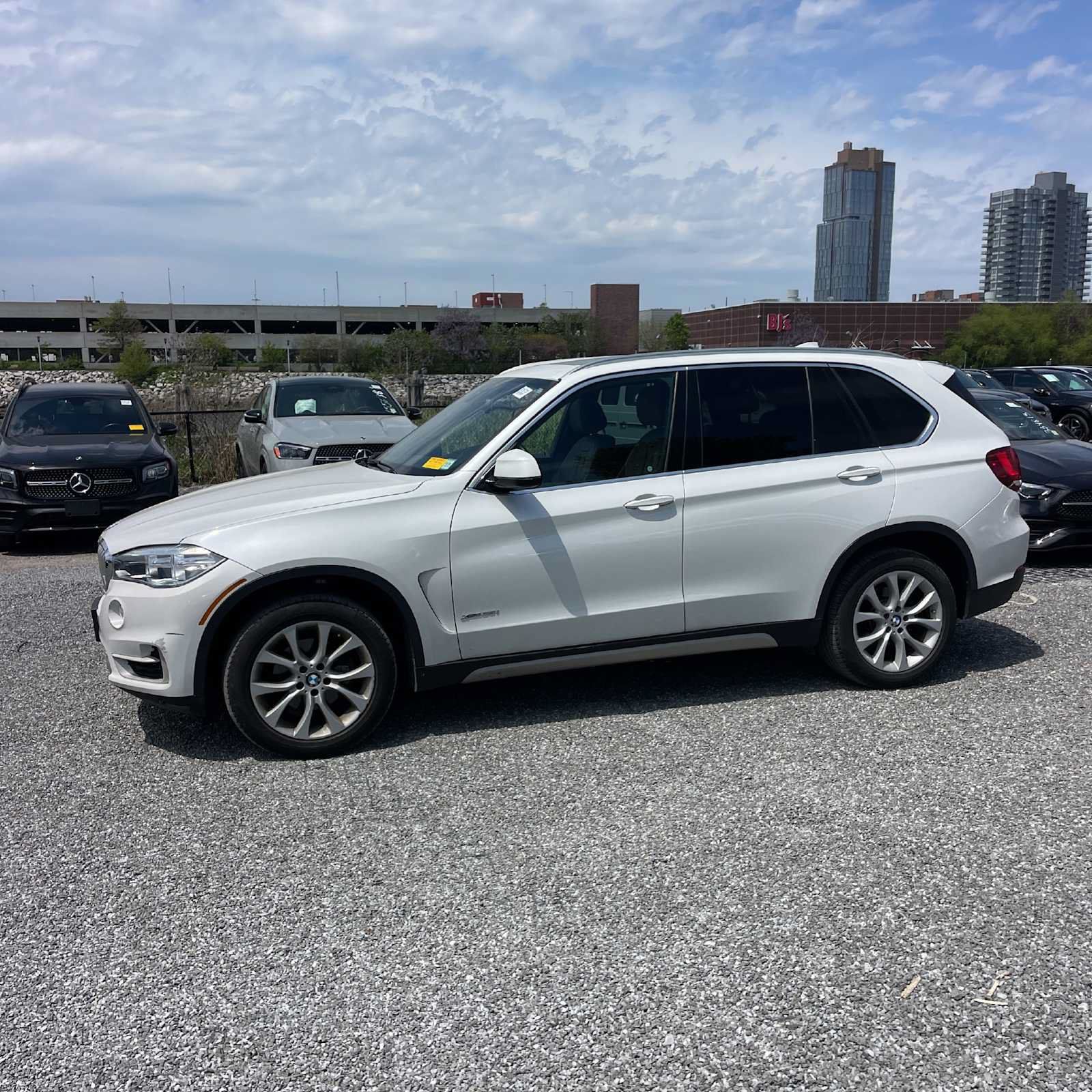 Used 2018 BMW X5 xDrive35i w/ Driving Assistance Package AWD/4WD image 1
