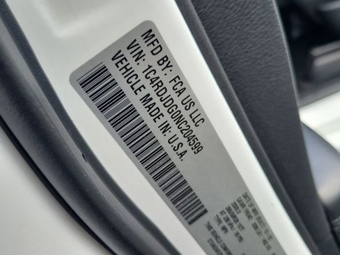 Used 2022 Dodge Durango GT w/ Blacktop Package AWD/4WD image 32