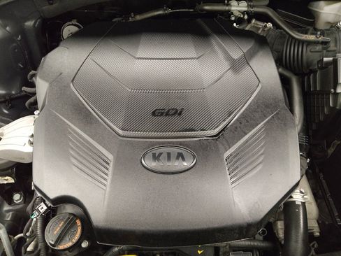 Used 2020 Kia Sorento FWD V6 image 30