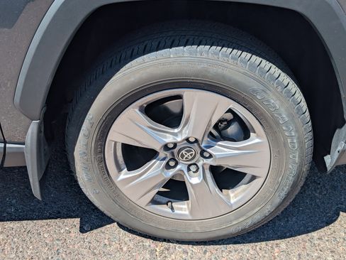 Used 2023 Toyota RAV4 XLE image 7