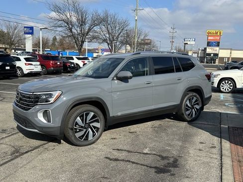 New 2026 Volkswagen Atlas SEL image 3