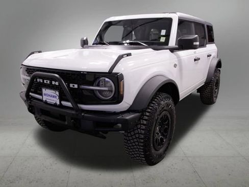 Used 2022 Ford Bronco Wildtrak image 1
