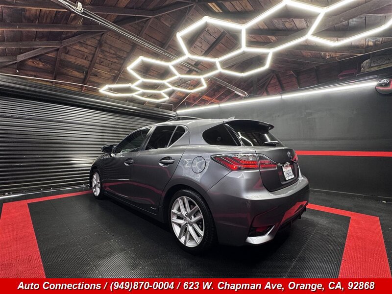 Used 2015 Lexus CT 200h FWD image 4