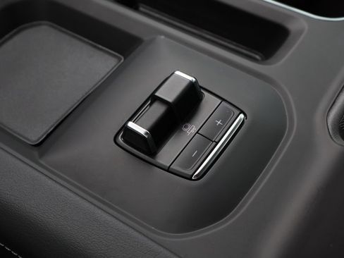 Used 2024 GMC Sierra 2500 Denali w/ Denali Reserve Package image 19