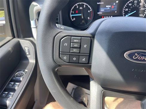 Used 2024 Ford F250 XL image 26