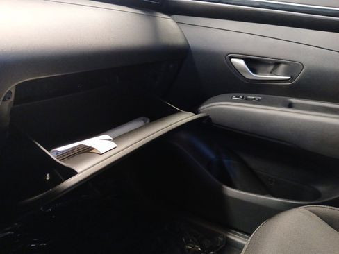 Used 2023 Hyundai Tucson SE image 22