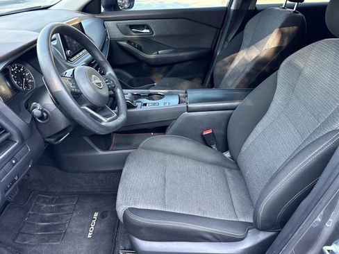 Used 2023 Nissan Rogue SV FWD image 11
