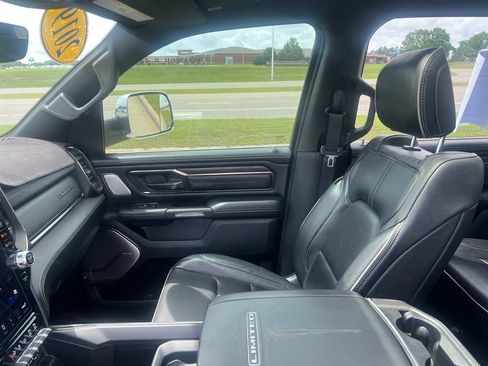 Used 2019 RAM 1500 Limited AWD/4WD image 21