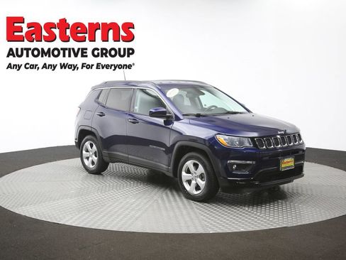 Used 2019 Jeep Compass Latitude FWD image 48