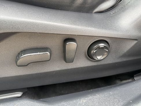 Used 2023 Subaru Outback Touring XT image 28