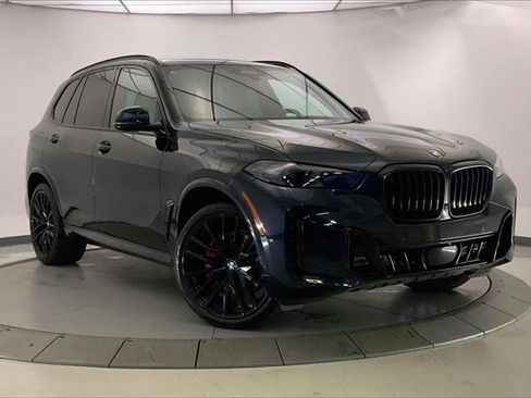 Used 2024 BMW X5 xDrive40i w/ M Sport Package image 33