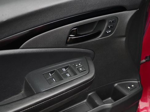 Used 2023 Honda Passport Elite image 14