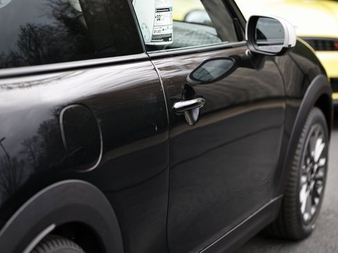 New 2026 MINI Cooper 2-Door Hardtop image 9