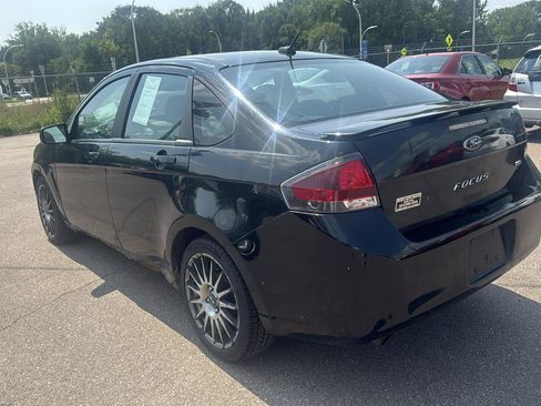 Used 2011 Ford Focus SES w/ 401A Rapid Spec Order Code FWD image 7