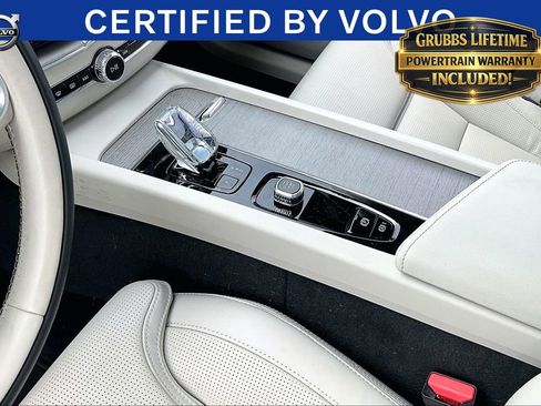 Used 2023 Volvo XC60 B6 Ultimate w/ Protection Package Premier AWD/4WD image 17
