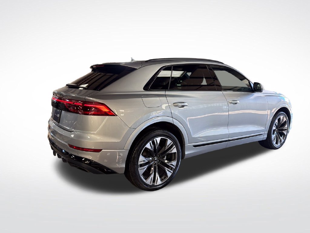 Certified 2025 Audi Q8 Premium Plus w/ Premium Plus Package AWD/4WD image 5