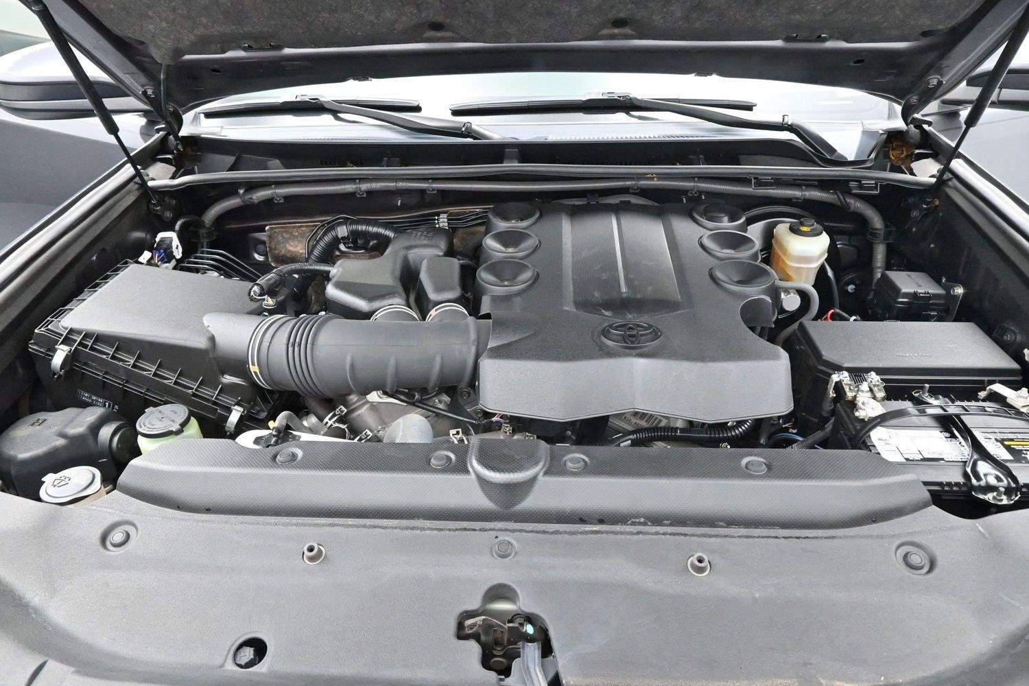 Used 2021 Toyota 4Runner SR5 RWD image 39
