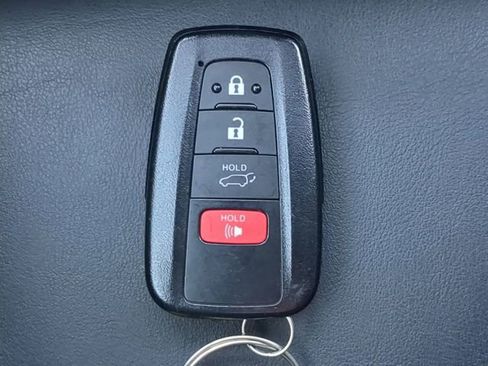 Used 2021 Toyota RAV4 XSE image 36