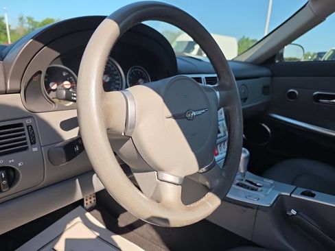 Used 2004 Chrysler Crossfire Coupe RWD image 11