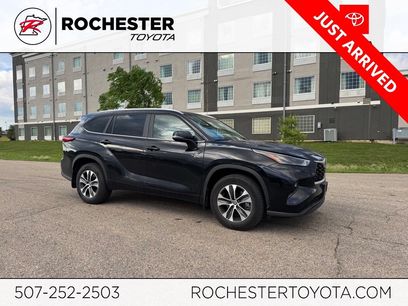 Used 2023 Toyota Highlander XLE