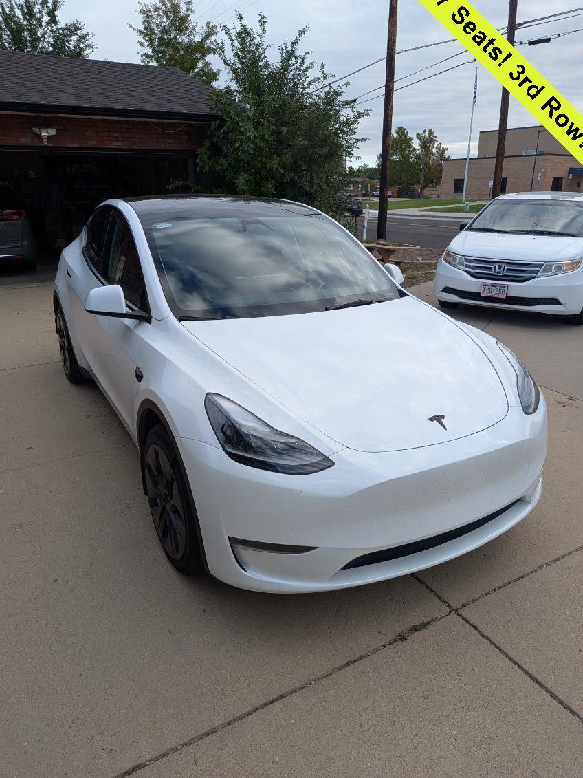 Used 2023 Tesla Model Y Long Range AWD/4WD image 2