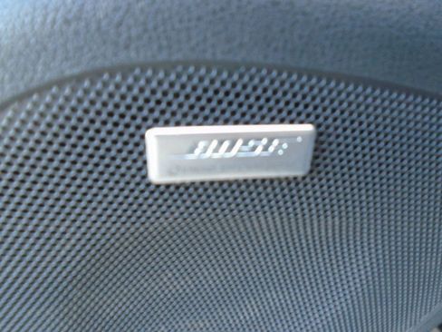 Used 2017 Nissan Leaf SV w/ Premium Package image 11