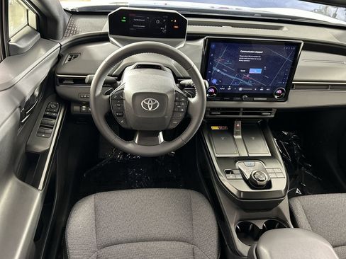 Used 2026 Toyota bZ FWD image 21