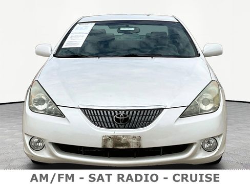 Used 2004 Toyota Solara SE FWD image 2