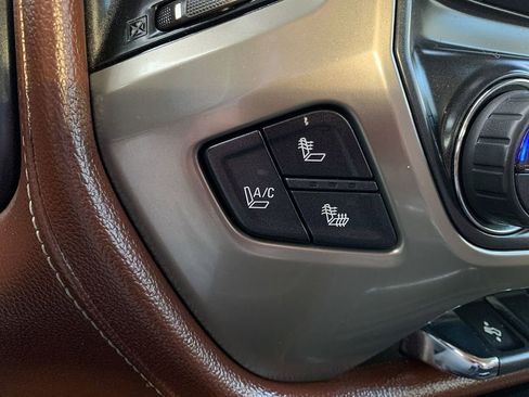 Used 2015 Chevrolet Silverado 3500 High Country image 22