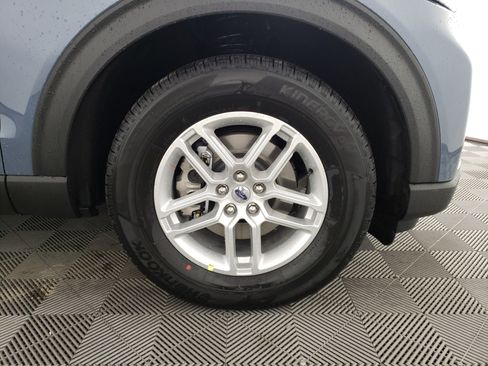 New 2026 Ford Explorer Active image 8