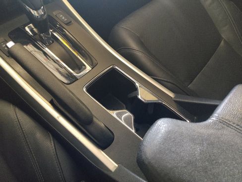 Used 2015 Honda Accord EX-L image 26