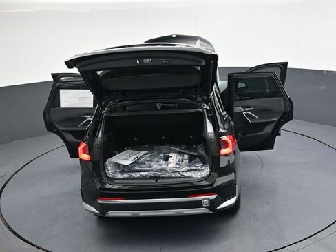New 2025 BMW X1 xDrive28i w/ Convenience Package image 40