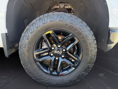 Used 2021 Chevrolet Silverado 1500 LT Trail Boss w/ Bed Protection Package image 38