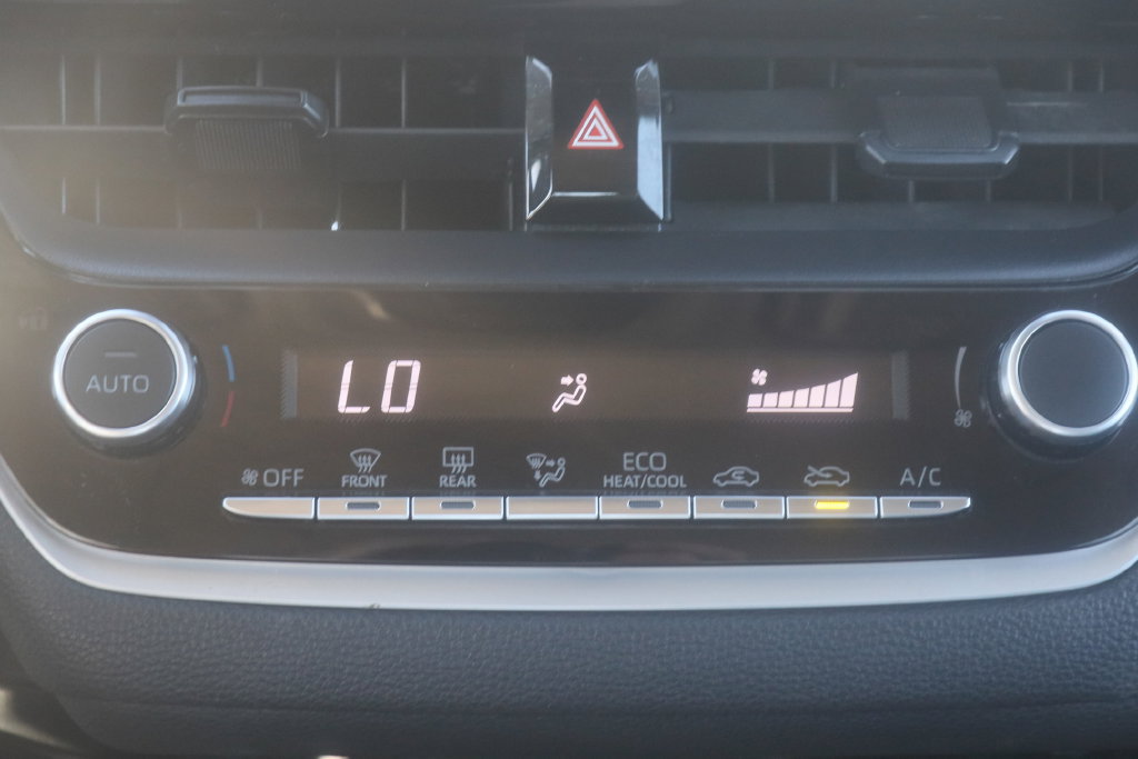 Used 2024 Toyota Corolla LE FWD image 16