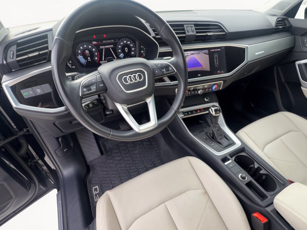 Used 2024 Audi Q3 2.0T Premium AWD/4WD image 4