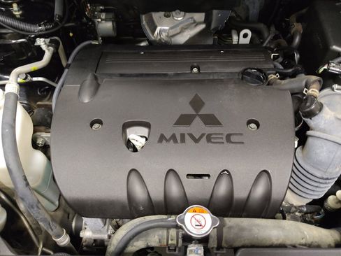 Used 2024 Mitsubishi Outlander Sport AWD image 30