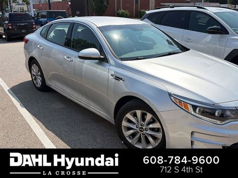 Used 2016 Kia Optima EX FWD image 1
