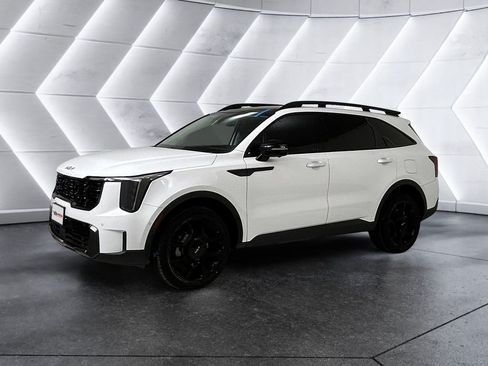 Used 2024 Kia Sorento SX AWD/4WD image 3