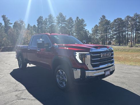 New 2026 GMC Sierra 2500 SLT AWD/4WD image 3