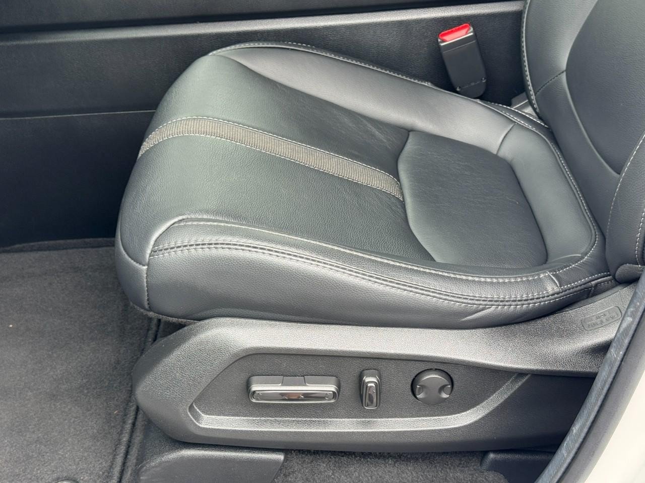 Certified 2025 Honda Pilot Touring image 20